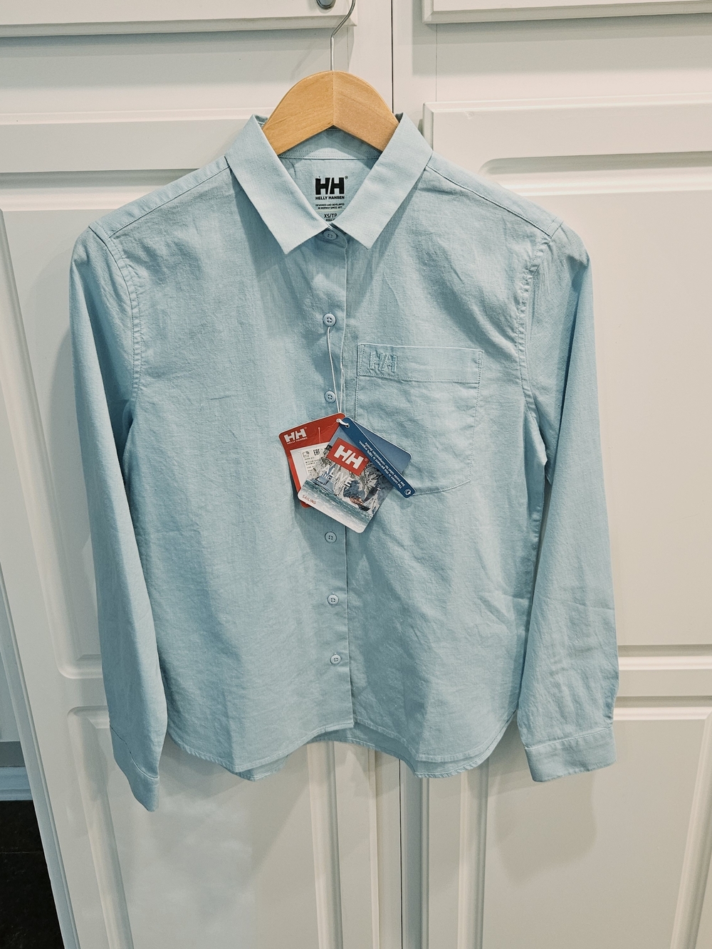 NWT Helly Hansen W Club Shirt Cool Blue Button Front Cotton Blend XS Sailing